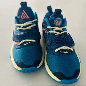 Nike Zoom 3 Men’s Basketball Shoes Size 8